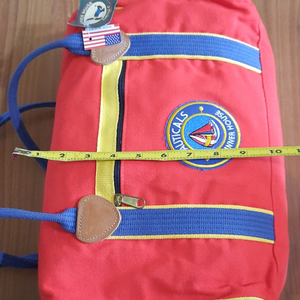Vintage Banner House Duffel Bag New - Picture 8 of 9